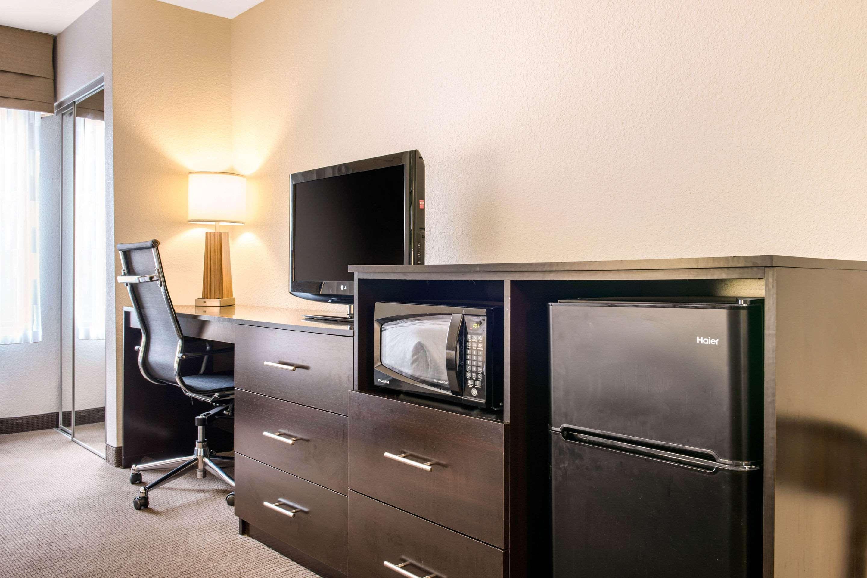 Sleep Inn & Suites Колумбус Экстерьер фото