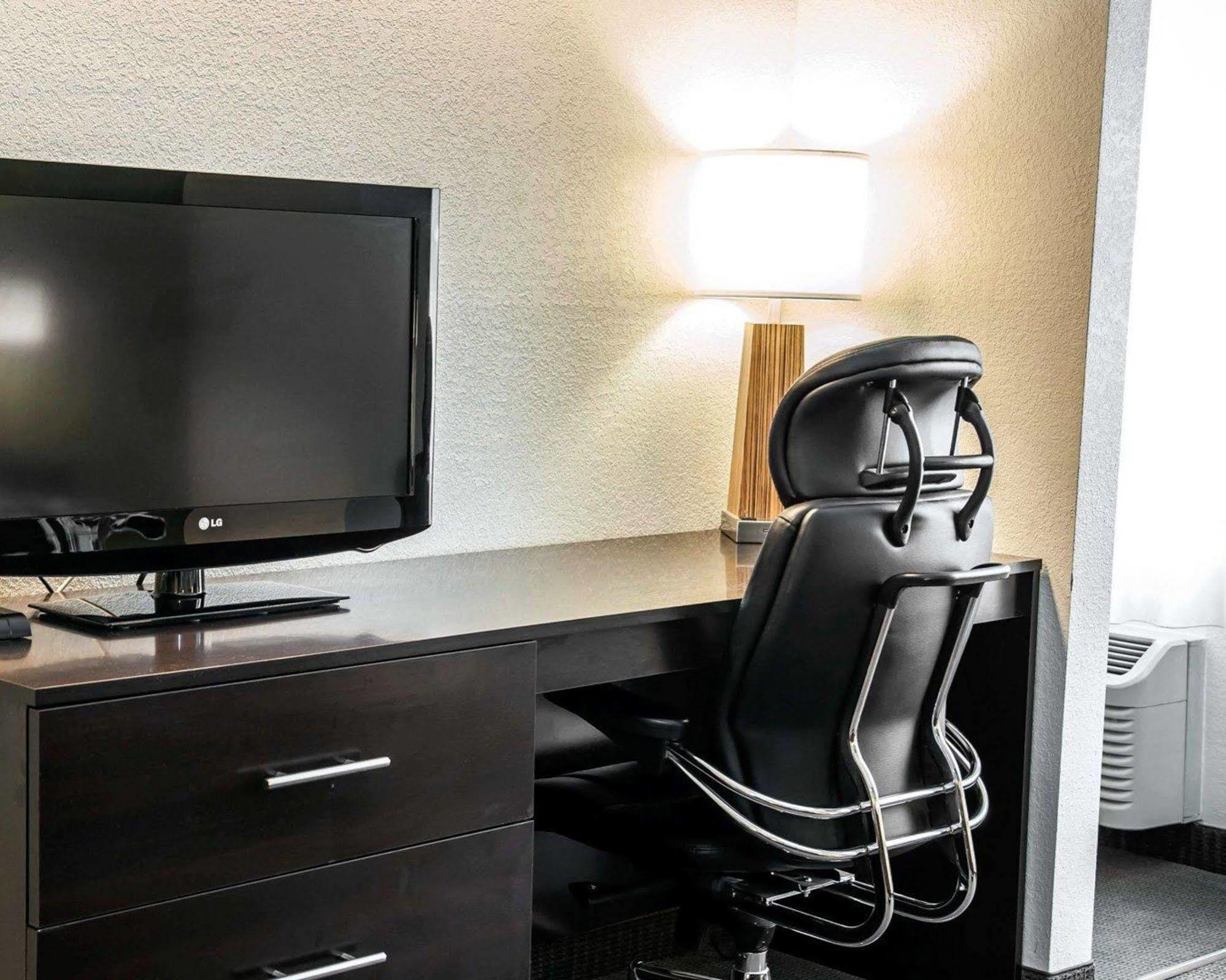 Sleep Inn & Suites Колумбус Экстерьер фото