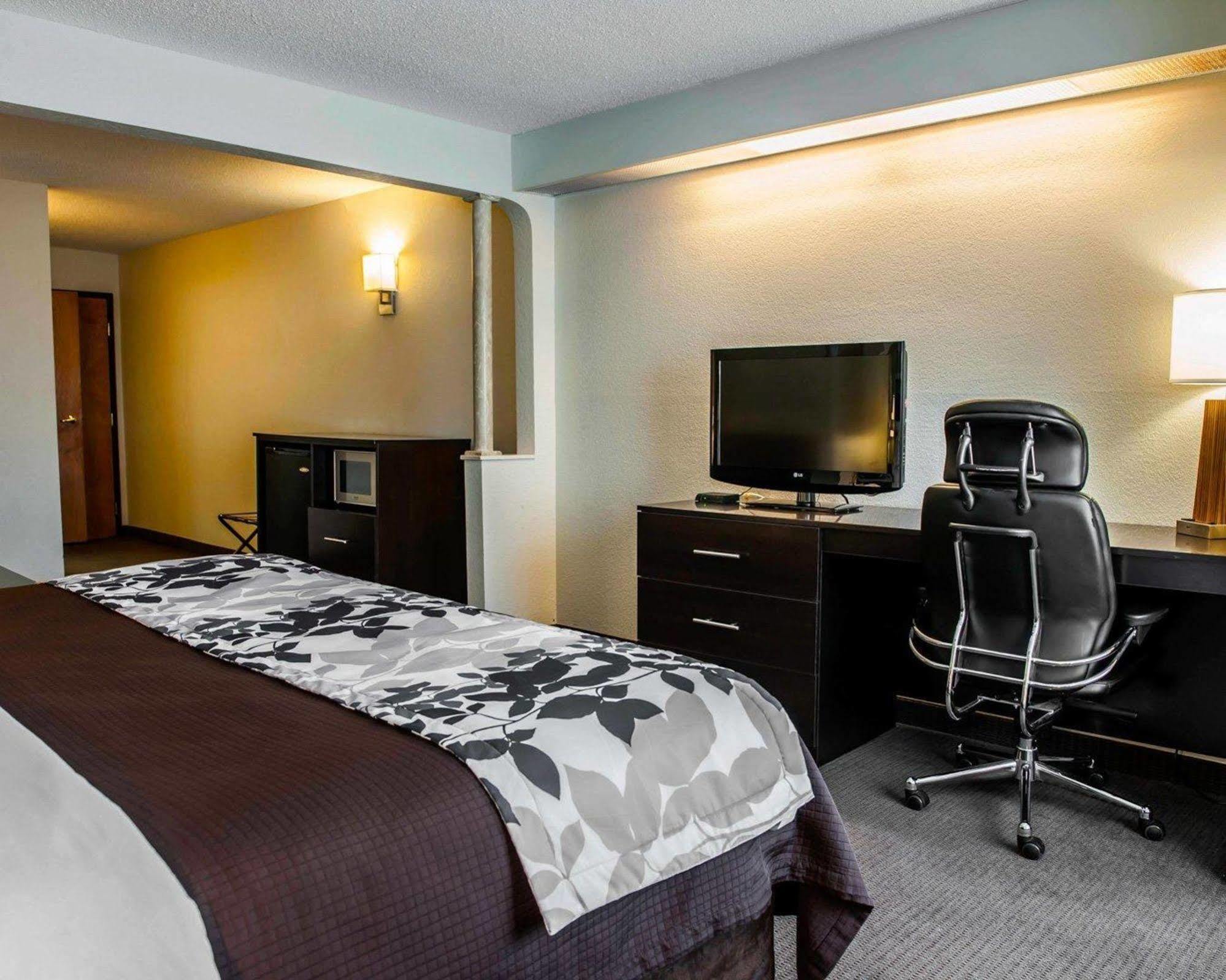 Sleep Inn & Suites Колумбус Экстерьер фото